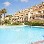 Beachfront Romana Playa Elviria アパート